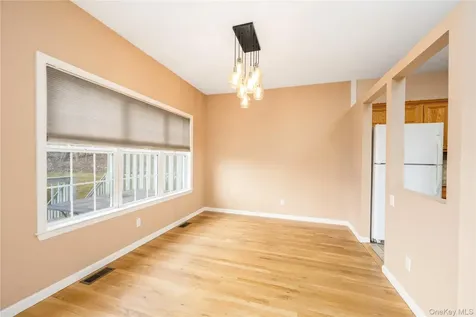 1476 Iroquois Street Shrub Oak NY 10588