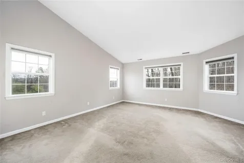 1476 Iroquois Street Shrub Oak NY 10588
