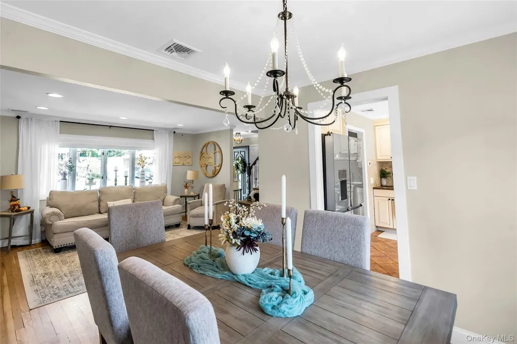30 Rosalie Place Commack NY 11725