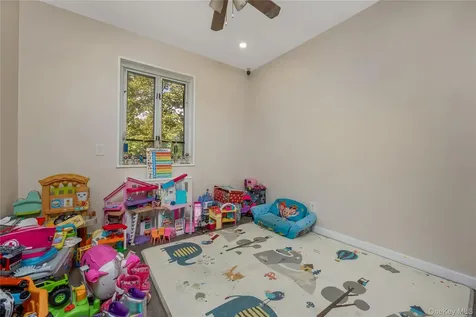 220-08 Stronghurst Avenue Queens Village NY 11426