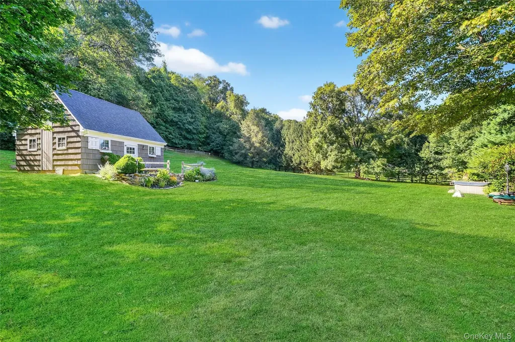 21 Mianus Drive Bedford NY 10506
