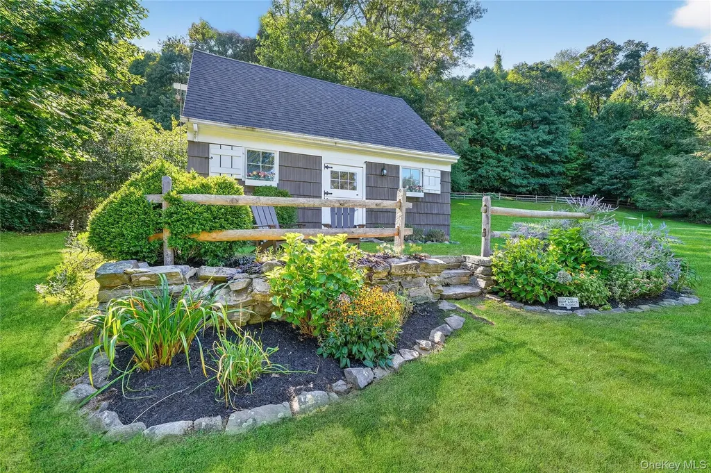 21 Mianus Drive Bedford NY 10506