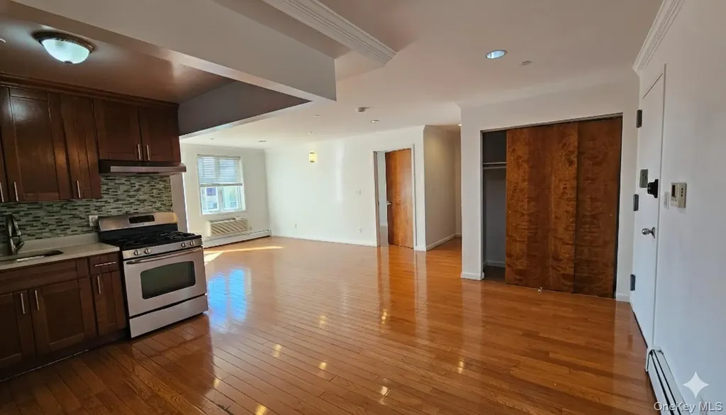 149-06 Northern Boulevard Flushing NY 11354