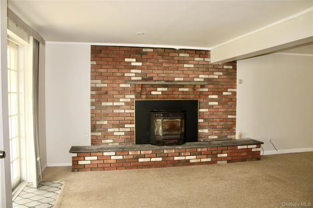 4 Deer Run Court Carmel NY 10512