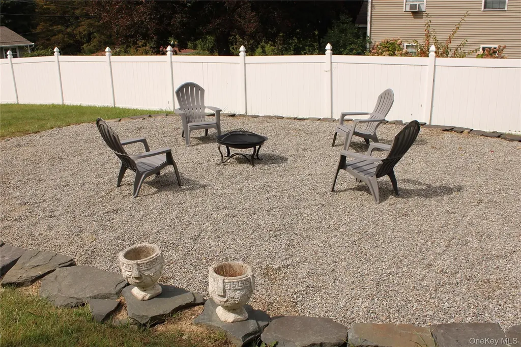 4 Deer Run Court Carmel NY 10512