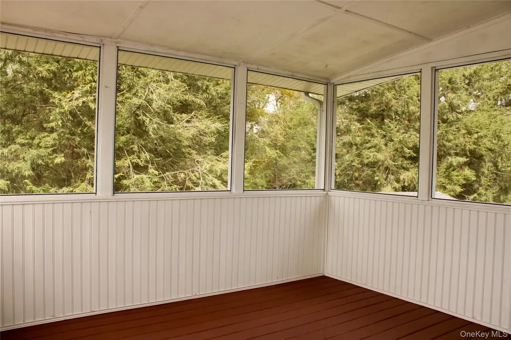 4 Deer Run Court Carmel NY 10512