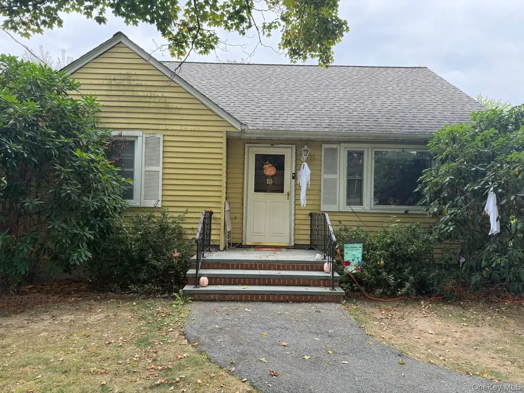 15 Freeland Street Monroe NY 10950