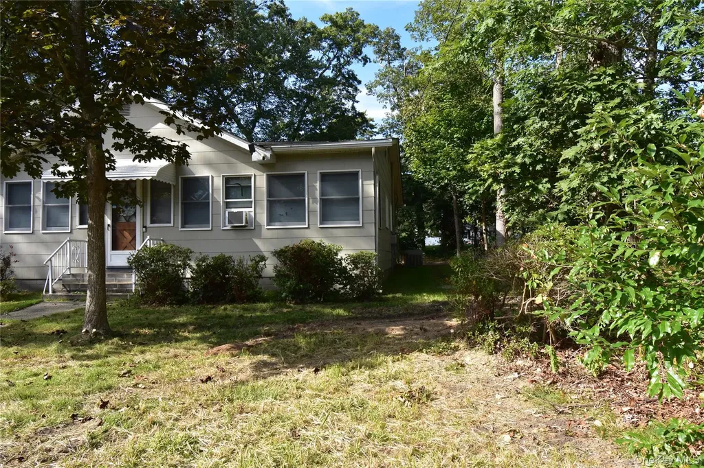145 Clinton Avenue Mastic NY 11950