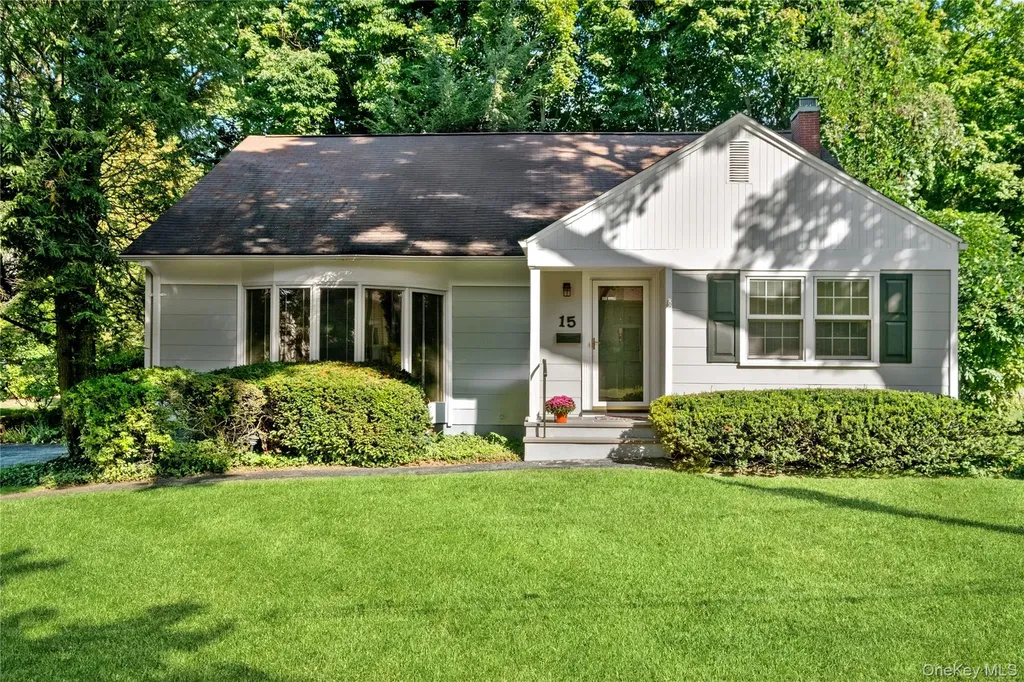 15 Carlyle Place Hartsdale NY 10530