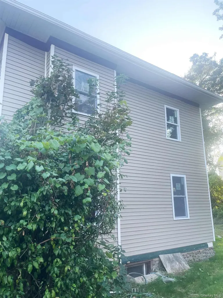 189 E Main Street Port Jervis NY 12771