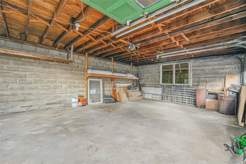 211 Ash Street Valley Stream NY 11580