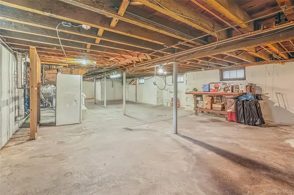 211 Ash Street Valley Stream NY 11580