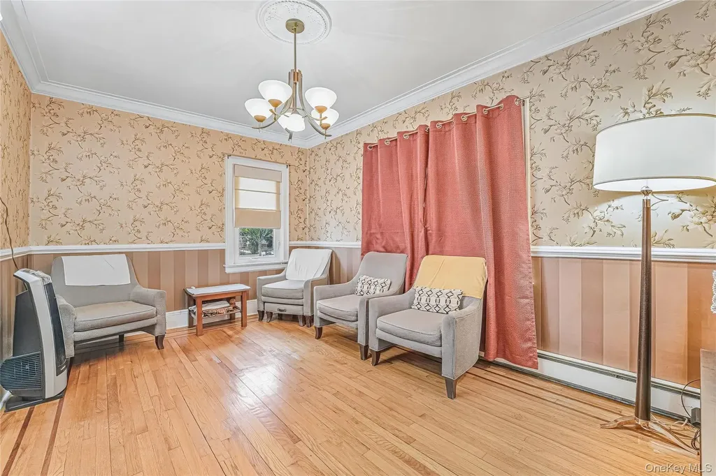 211 Ash Street Valley Stream NY 11580