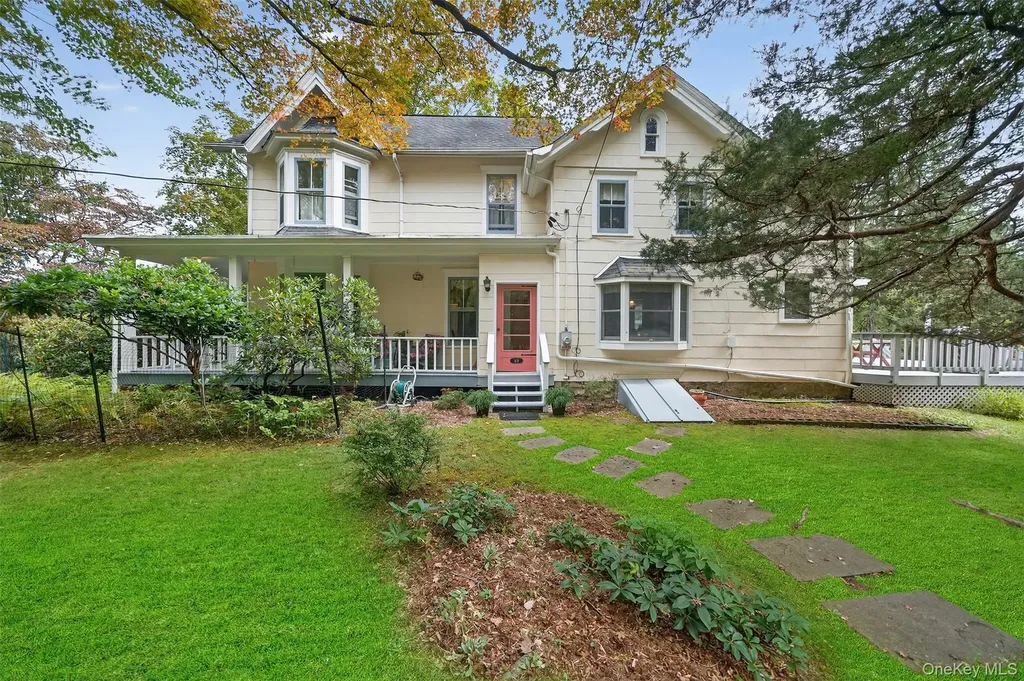 69 Smith Hill Road Airmont NY 10952