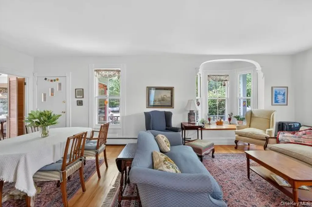 69 Smith Hill Road Airmont NY 10952