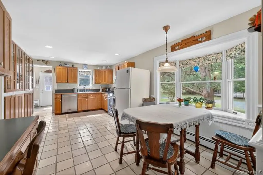 69 Smith Hill Road Airmont NY 10952