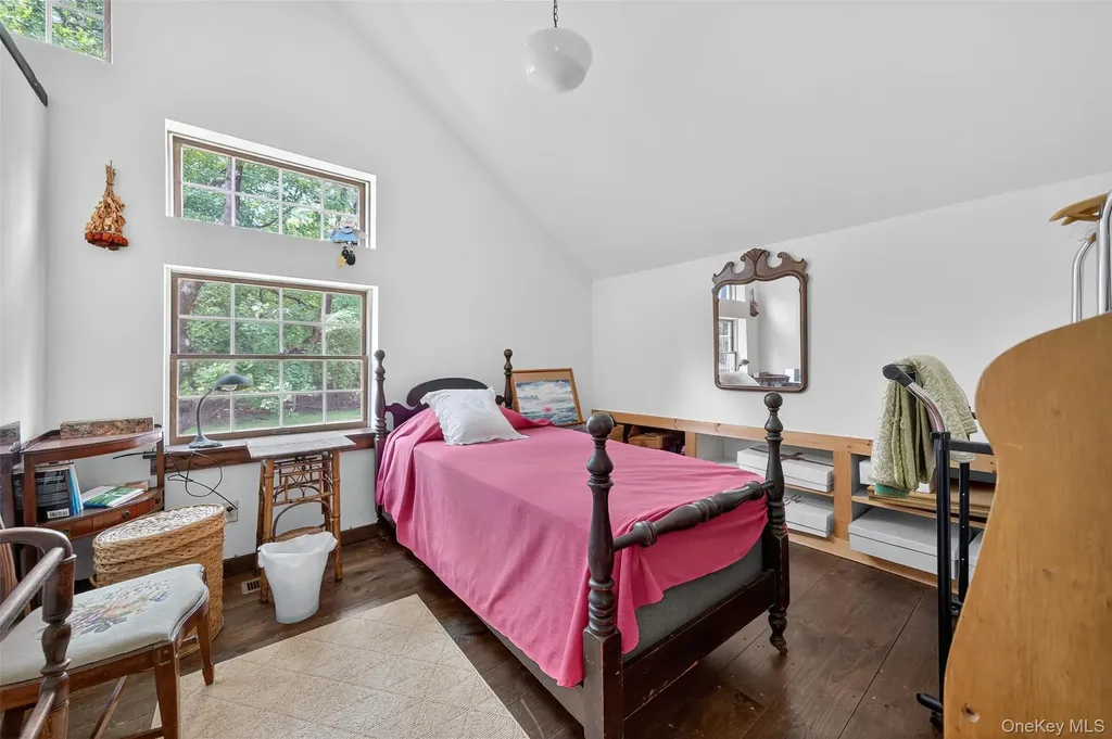69 Smith Hill Road Airmont NY 10952