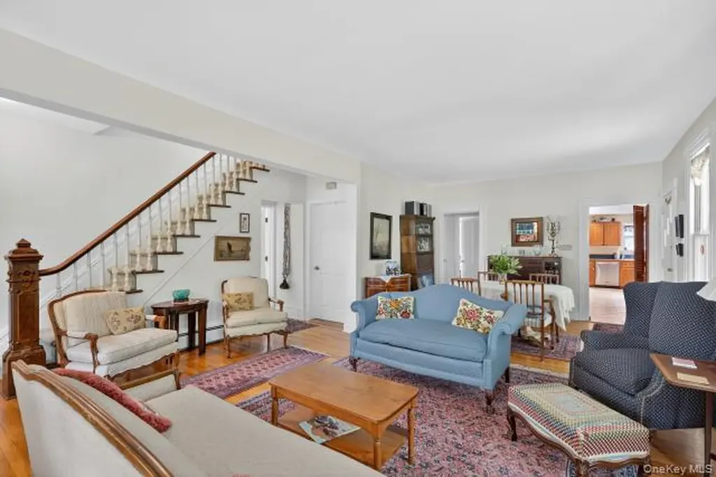 69 Smith Hill Road Airmont NY 10952