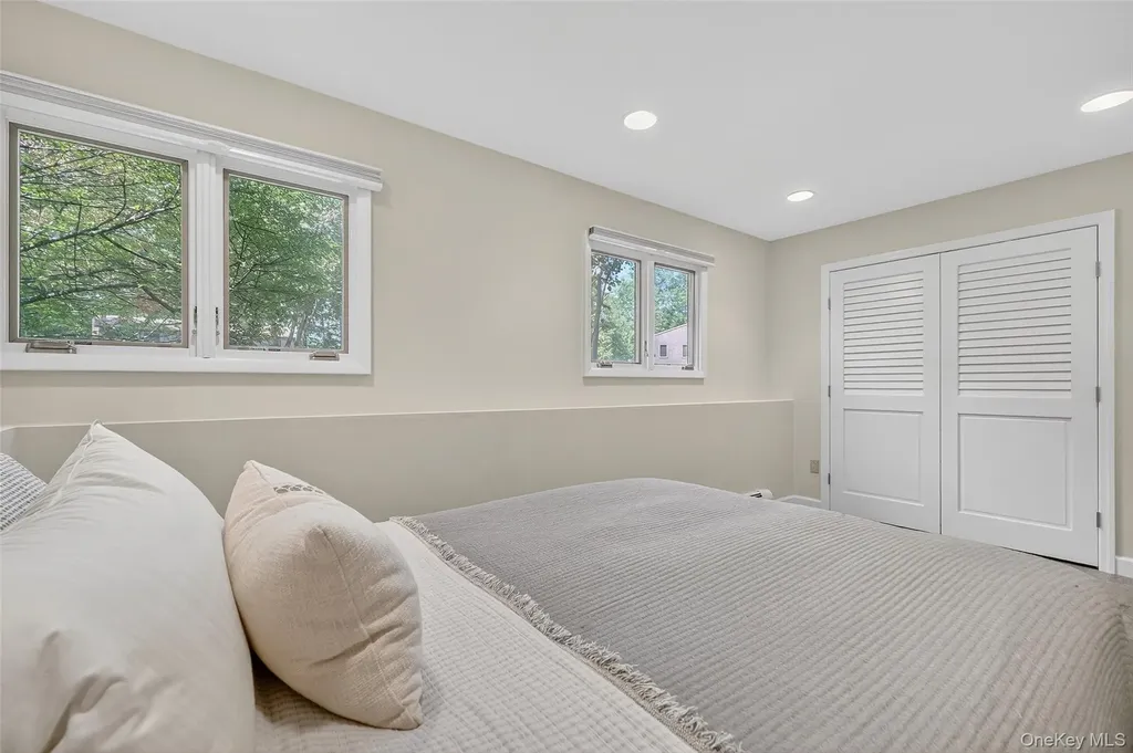 11 Saymor Drive Bardonia NY 10954