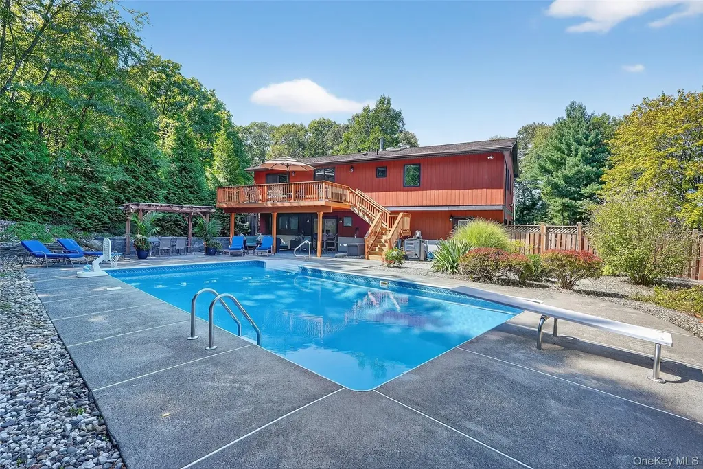 11 Saymor Drive Bardonia NY 10954