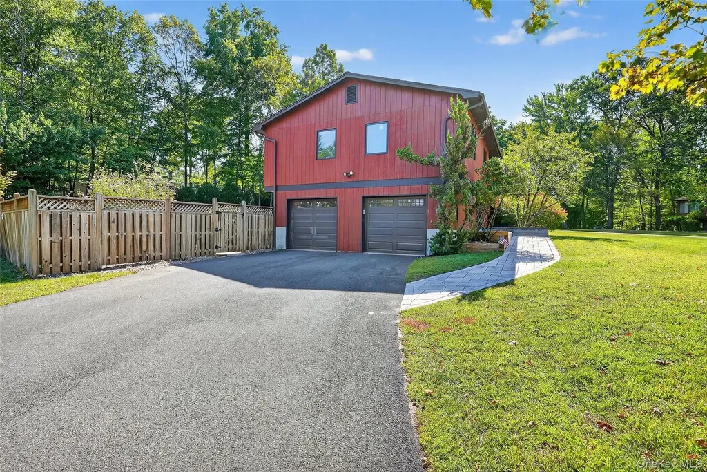 11 Saymor Drive Bardonia NY 10954