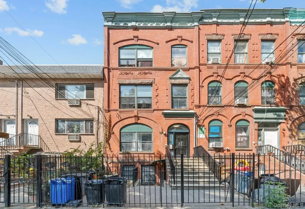 879 Cauldwell Avenue Bronx NY 10456