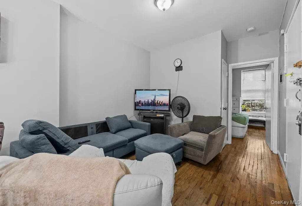 879 Cauldwell Avenue Bronx NY 10456