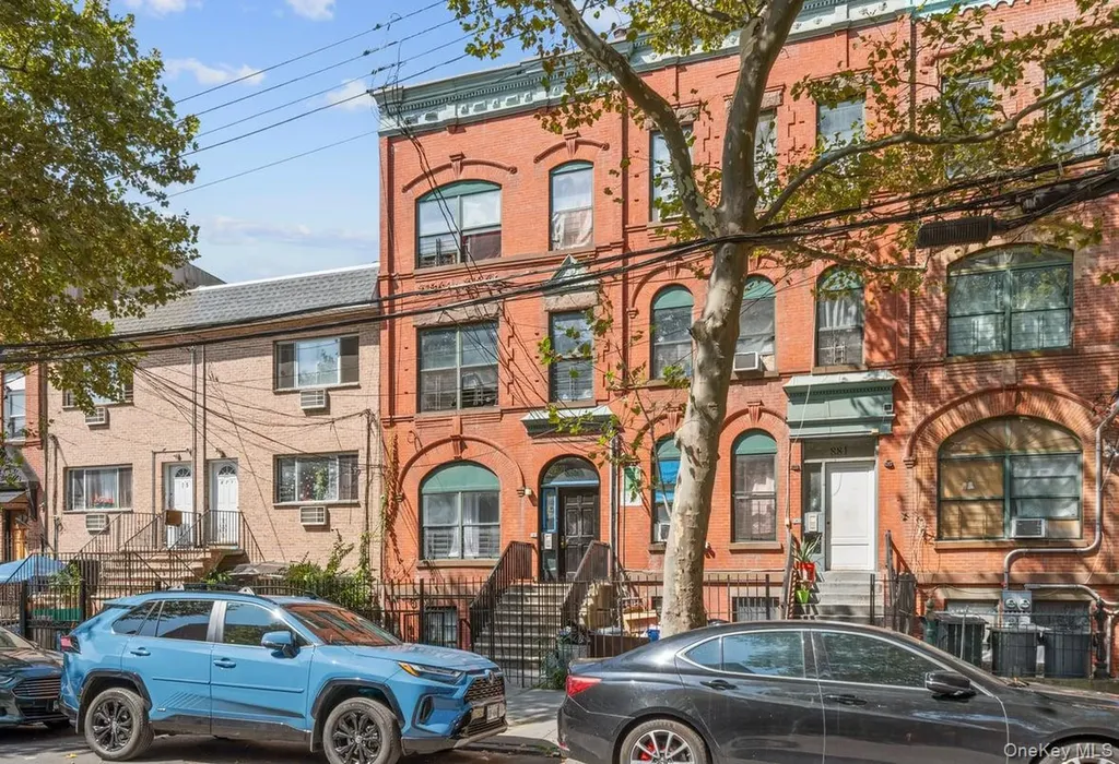 879 Cauldwell Avenue Bronx NY 10456
