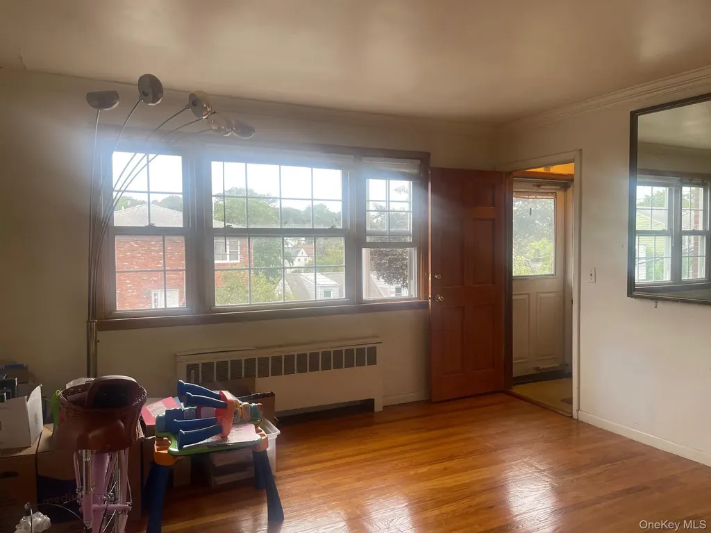 147 Chase Avenue Yonkers NY 10703