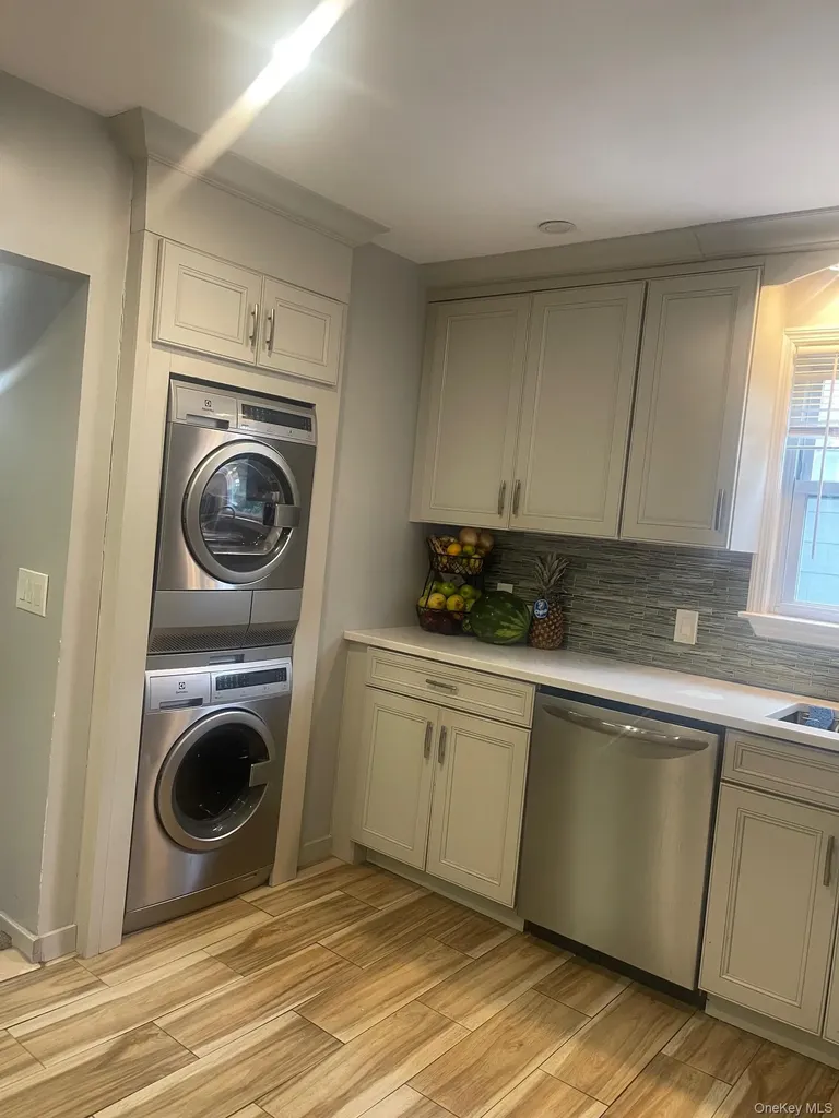 147 Chase Avenue Yonkers NY 10703