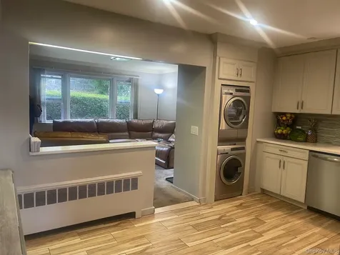 147 Chase Avenue Yonkers NY 10703