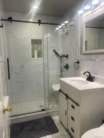147 Chase Avenue Yonkers NY 10703