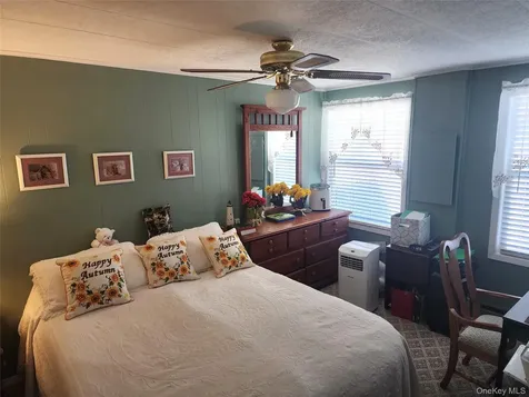 38B Village Circle S Manorville NY 11949