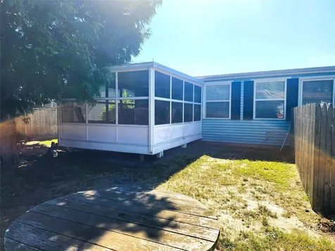 38B Village Circle S Manorville NY 11949