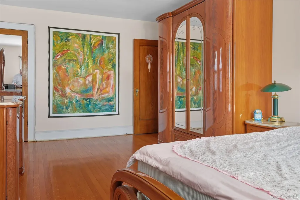 14335 Poplar Avenue Flushing NY 11355