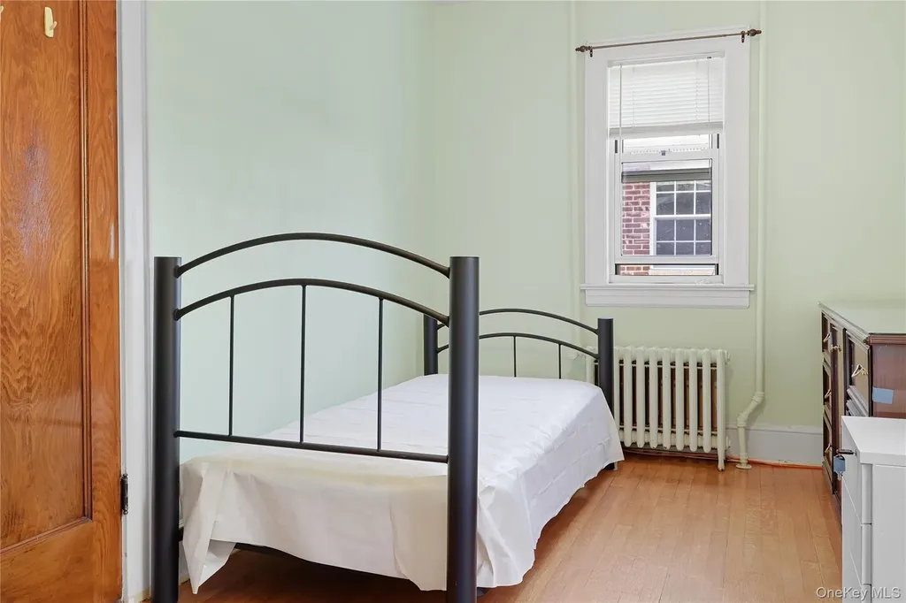 14335 Poplar Avenue Flushing NY 11355