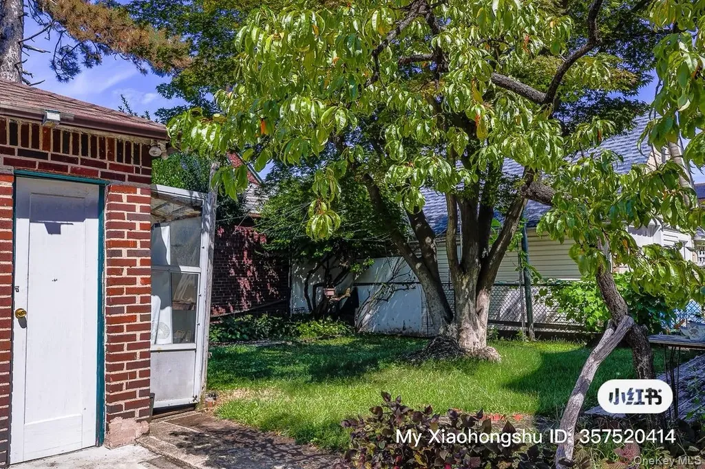14335 Poplar Avenue Flushing NY 11355