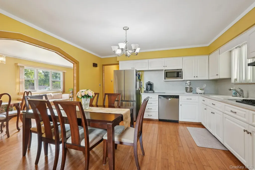 15 Olin Drive Nanuet NY 10954