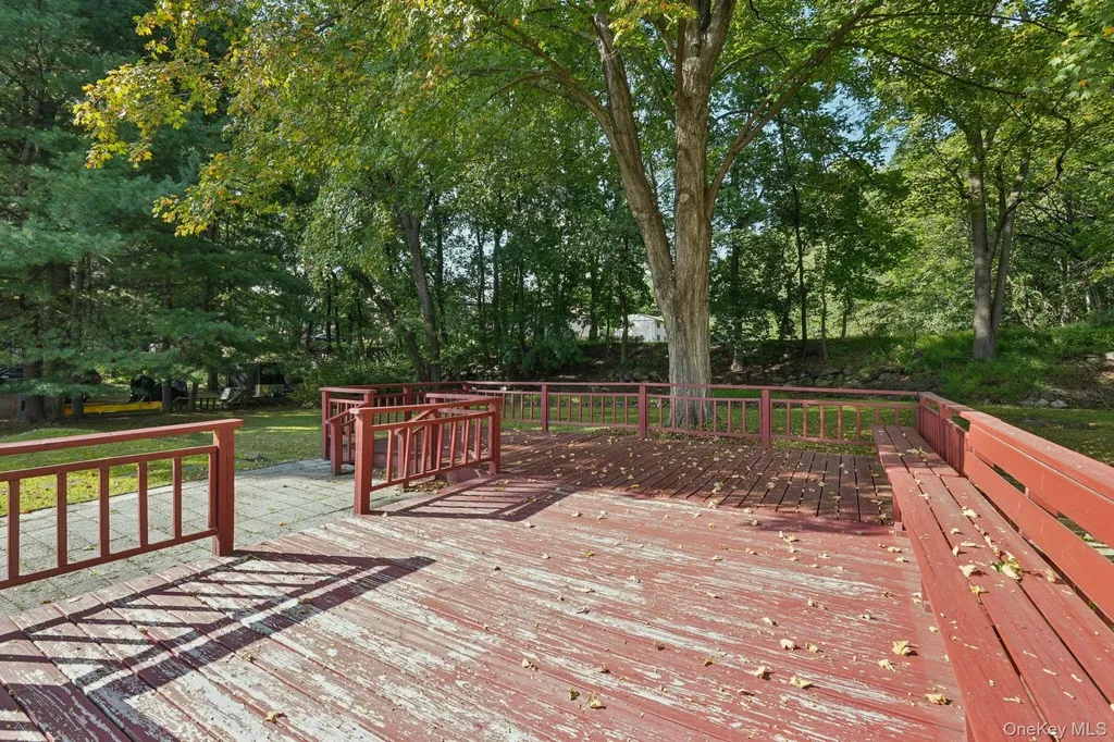 15 Olin Drive Nanuet NY 10954