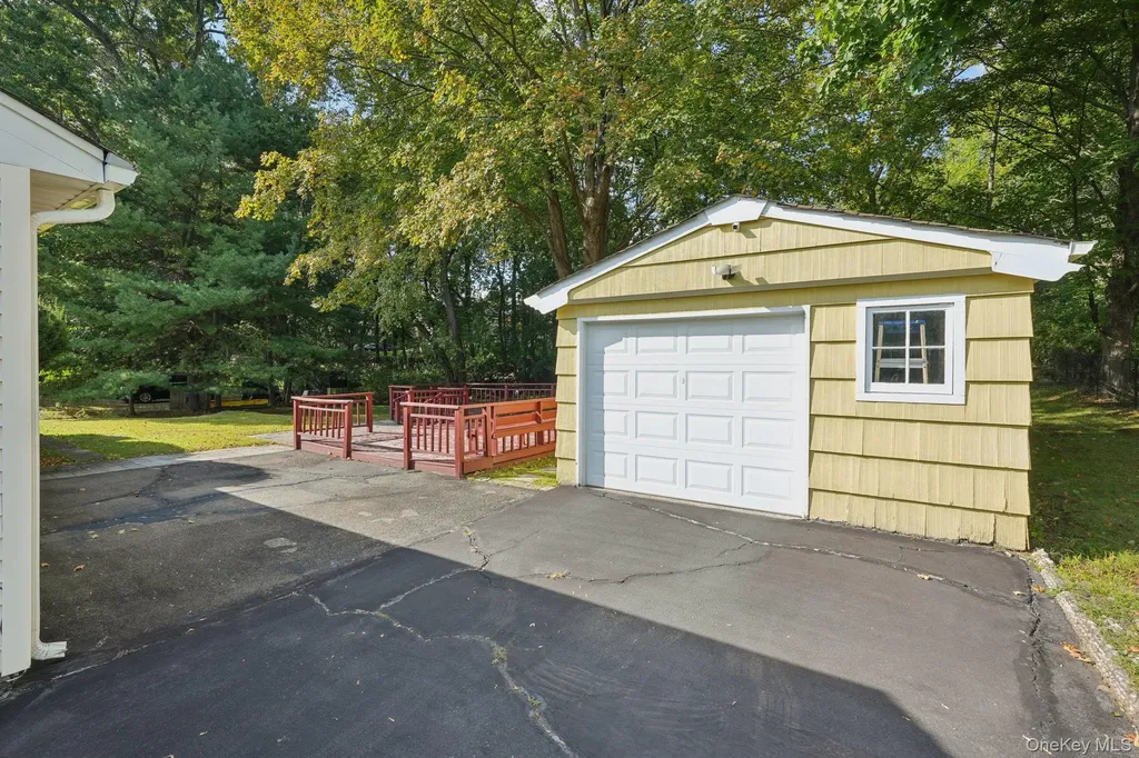 15 Olin Drive Nanuet NY 10954