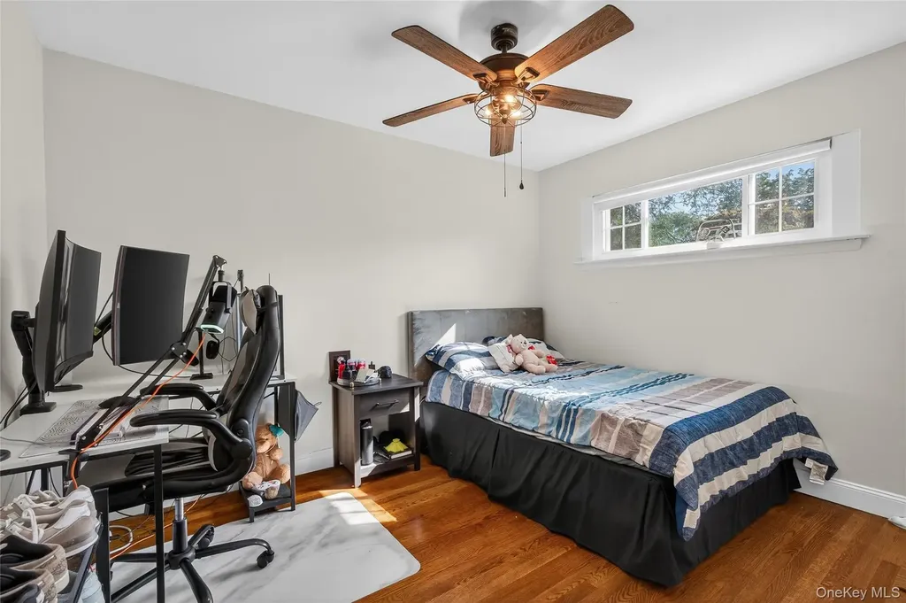 2 Edgewood Drive Saugerties NY 12477
