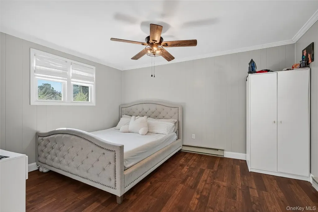 2 Edgewood Drive Saugerties NY 12477