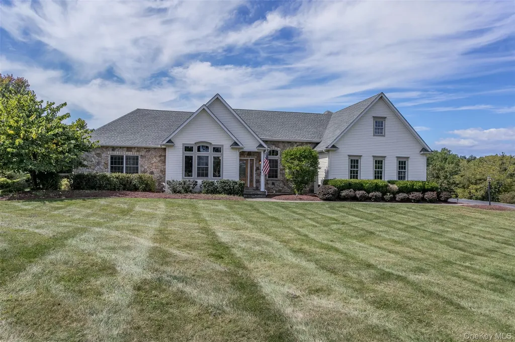 94 Prices Switch Road Warwick NY 10990
