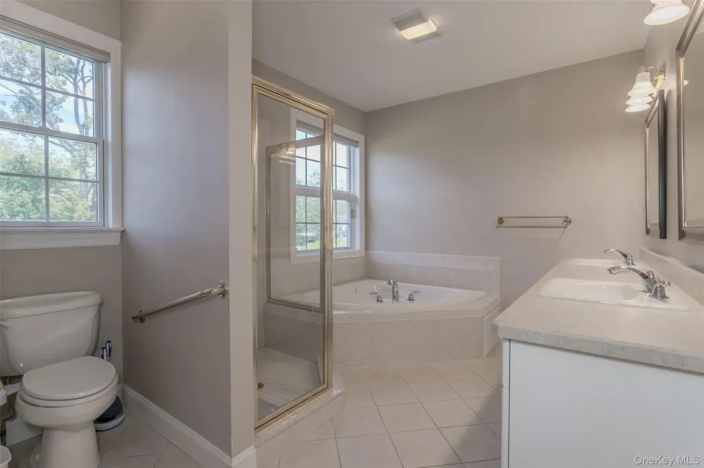 94 Prices Switch Road Warwick NY 10990