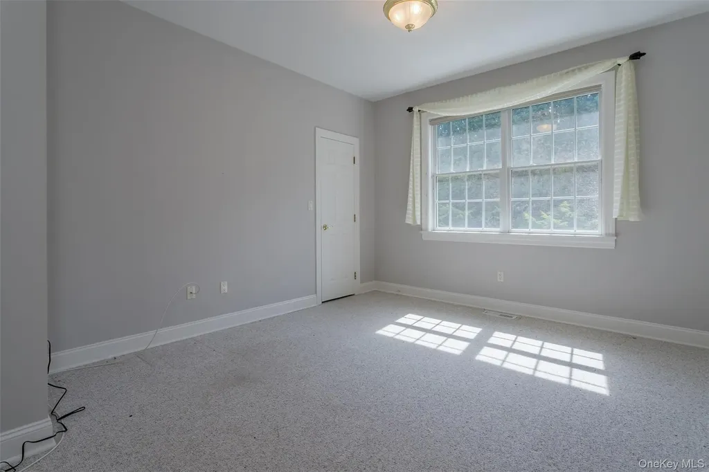 94 Prices Switch Road Warwick NY 10990