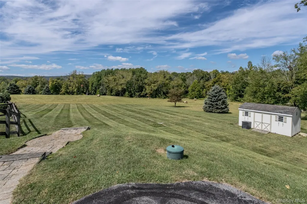 94 Prices Switch Road Warwick NY 10990