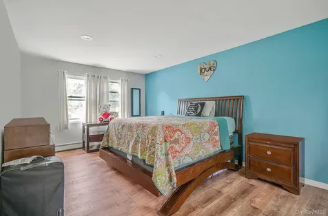 35 Maple Avenue Bellport NY 11713