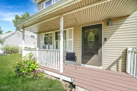 35 Maple Avenue Bellport NY 11713