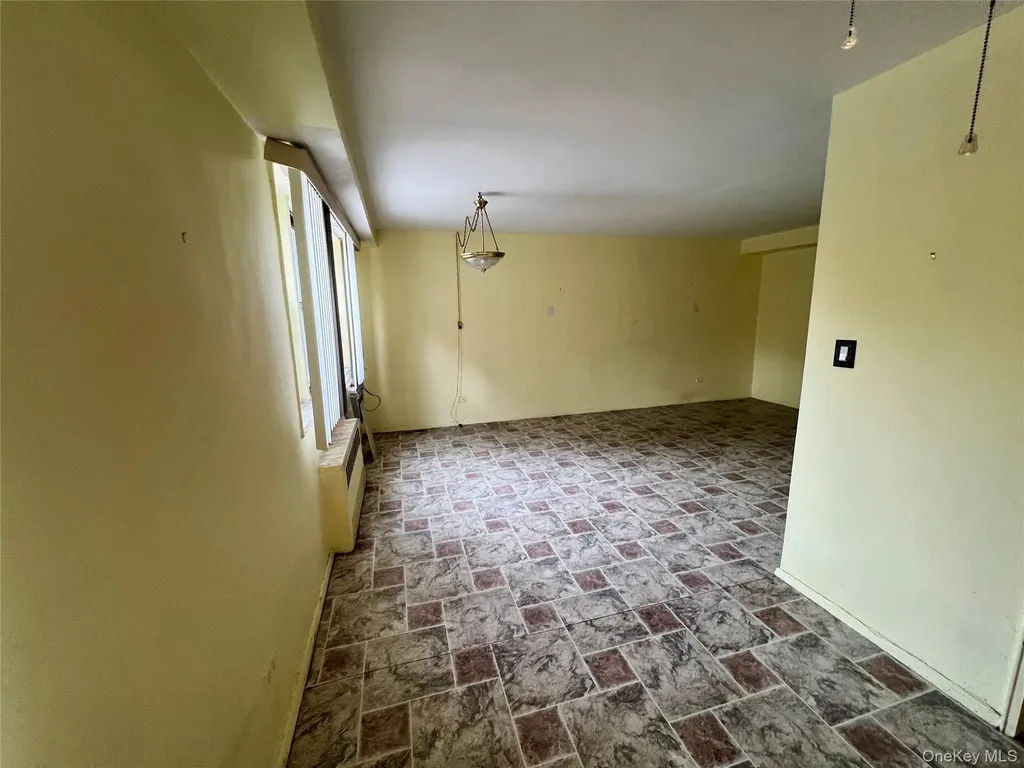 86-29 155 Avenue Howard Beach NY 11414
