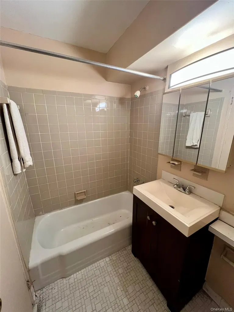 86-29 155 Avenue Howard Beach NY 11414